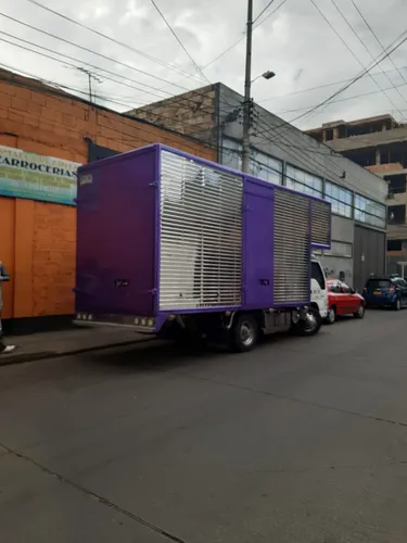 Camion Nkr 2 En Perfectas Condiciones Con 390000 Kilómetros