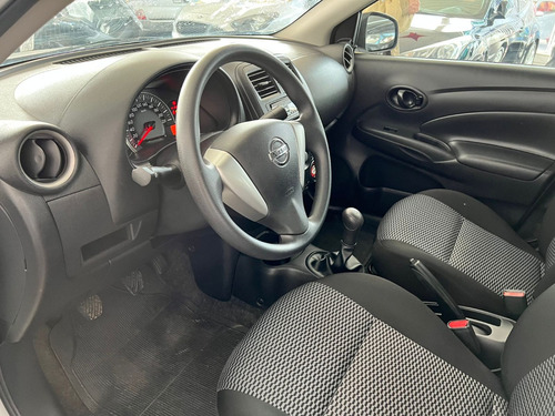 Nissan Versa V-Drive 1.0 12v 4p