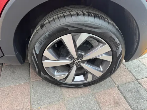 Volkswagen Taigun 1.0 Tsi Comfortline At