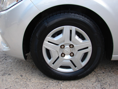 Imagen 16 de 19 de Chevrolet Prisma 1.4 Ls+ Joy Año 2018 Gris Igual A Nuevo!!