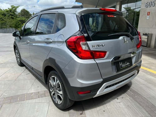 Imagem 5 de 14 de Honda Wr-v 1.5 16v Flexone Cvt