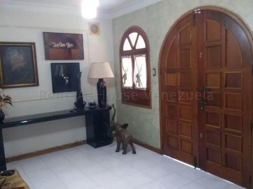 Imagen 6 de 30 de Casa En Venta Zona Este , Barquisimeto, Amplia, Moderna, Conjunto Cerrado. Contacto 0424-5620928 Flex 22-9792 Z10