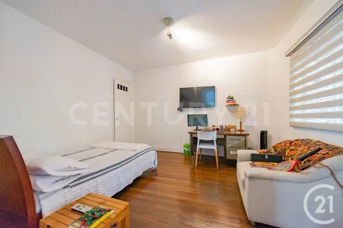 Venta Casa Laureles A Una Cuadra Y Media Del Primer Parque Excelente Ubicación
