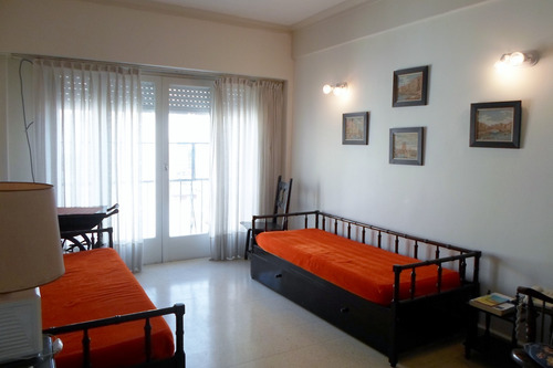 Imagen 3 de 13 de Departamento 2 Ambientes En Venta En Mar Del Plata