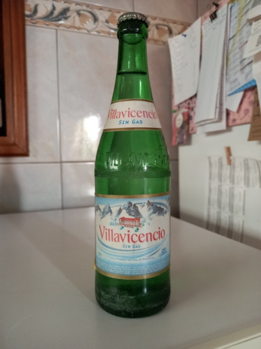 Antigua Botella  De Agua  Villavicencio Año 2009