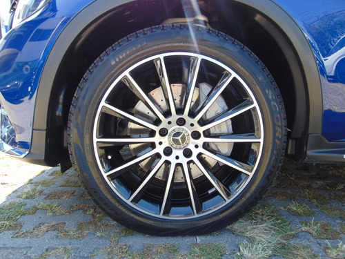 Imagen 15 de 15 de Mercedes Benz Clase Glc 300 2019 Coupe Sport Azul
