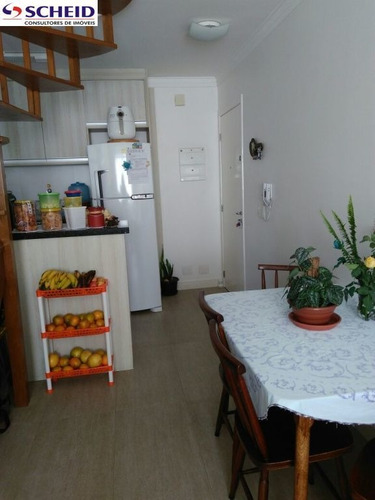 Imagem 8 de 15 de Vende-se Apartamento No Jd.celeste,otima Oportunidade. - Mc5007