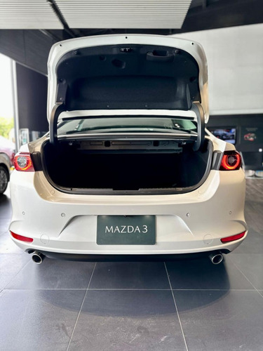 Mazda 3 Touring Hibrido