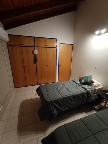 Imagen 16 de 20 de Departamento Temporario Casita Hasta 6 Personas Con Cochera, Quincho Y Asador Córdoba Capital