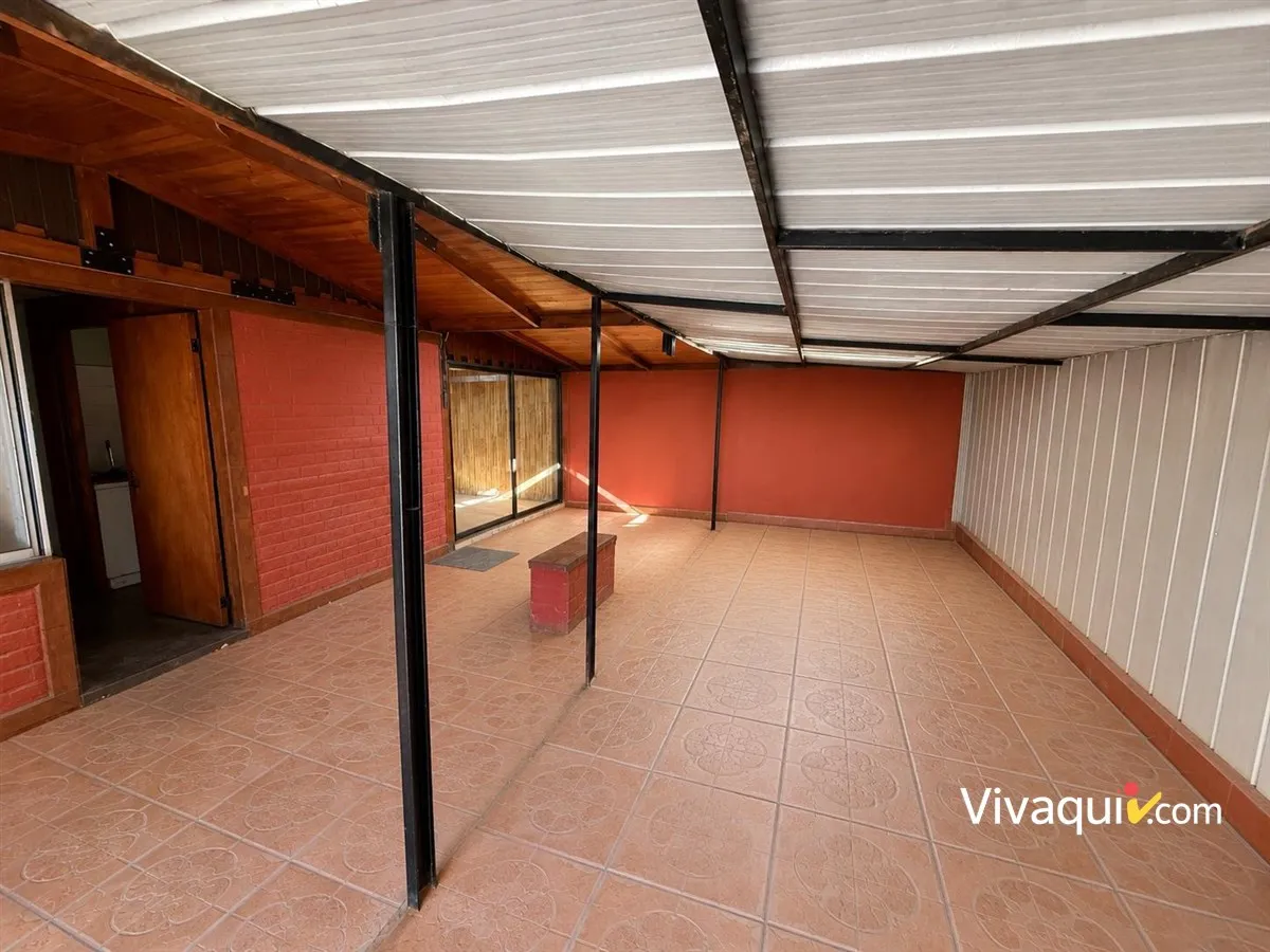 Imagen 4 de 13 de Casa En Venta De 4 Dorm. En Melipilla