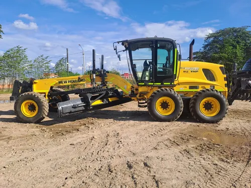 Motoniveladora New Holland Modelo 170b Año 2015
