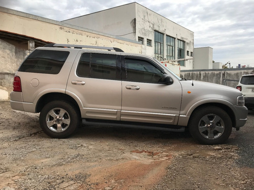 Ford Explorer 2005