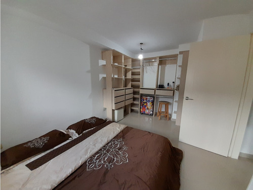Bosques De La Lagunita. Alquiler Apartamento 58 Mt2 / 1h / 2b / 1e