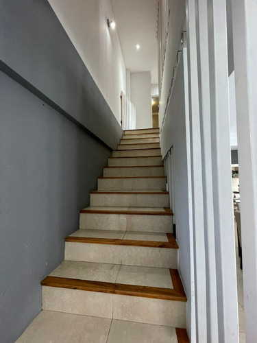 Imagen 17 de 24 de Departamento Tipo Dúplex De Tres Dormitorios - Doble Cochera