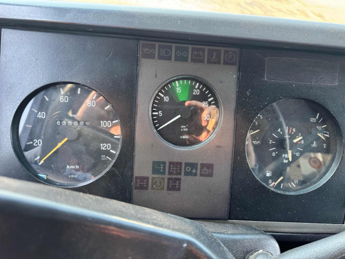 Mercedes Benz 1215