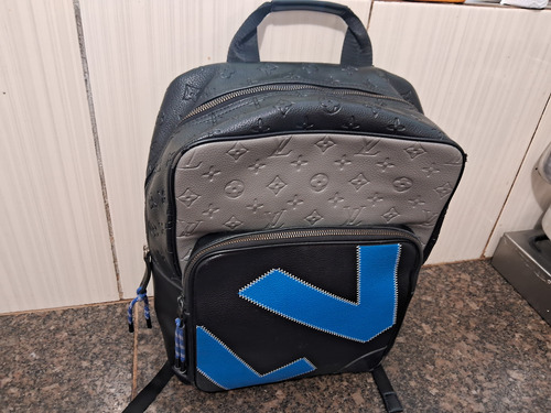 Mochila Louis Vuitton Preto Azul (Usado)