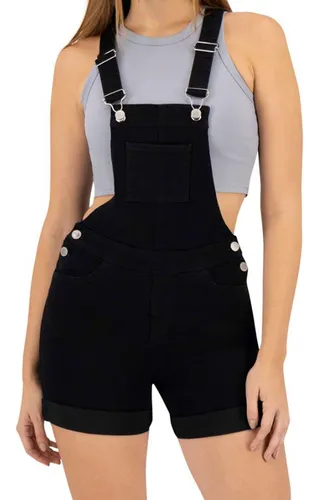 Outfit con overol short negro hotsell