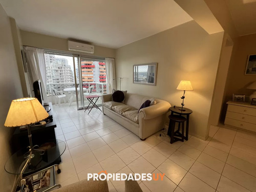 Apartamento En Venta - Punta Del Este Zona Chiverta, 1 Dorm Y Medio. 