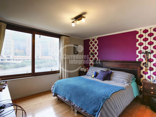 Departamento En Venta De 4 Dorm. En Vitacura