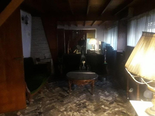 Imagen 4 de 30 de Casa. 7 Amb. Congreso, Mexico 2500, Lote Propio, Buen Estado