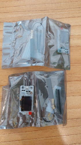 Imagen 3 de 3 de Lora Modulo Esp32 + Lora + Oled 0.96 Wifi Bluetooth