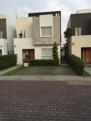 Imagen 1 de 14 de Casa Renta En Foresta Metepec