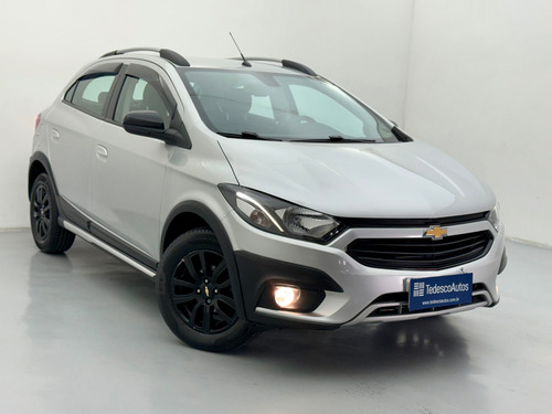 Chevrolet Onix 1.4 Activ Aut. 5p