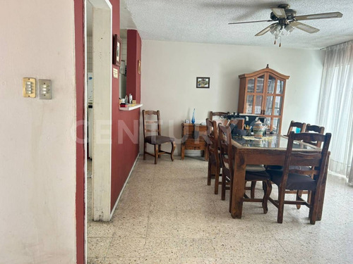 Casa En Renta, Colonia Quintas Marthas, Cuernavaca, Morelos.