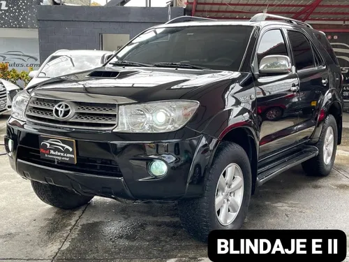 Toyota Fortuner Sr5 At 3000cc Td 4x4