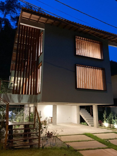 Imagem 6 de 20 de Casa De Condomínio À Venda Na Rua Treze, Serra Grande, Niterói - Rj - Liv-13001