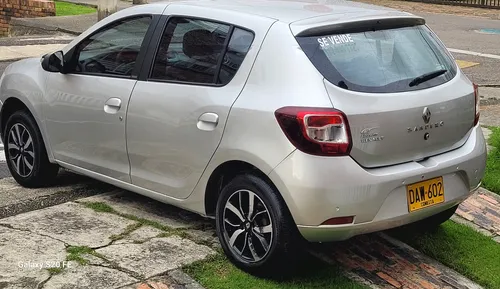 Renault Sandero 1.6 Exclusive