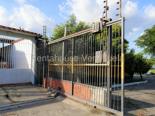 Bray Montoya Alquila Extraordinario Apartamento En Urbanismo Privado De Cabudare Amoblado Con Concepto Abierto Tanque Subterraneo Y Mas... 2#5#1#8#8#4#2 Bray Montoya