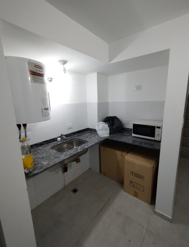 Se Vende: Gran Local Comercial Sobre Ambrosio Olmos - Nueva Cordoba