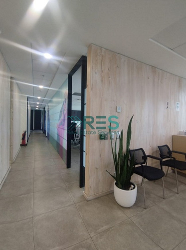 Oficina En Arriendo En Las Condes
