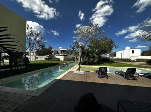 Terreno Residencial En Privada Zendera, Conkal