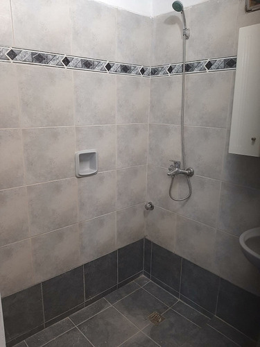 Venta De Cómoda Casa De Cuatro Dormitorios En La Unión