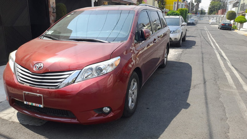 Toyota Sienna 3.5 Xle Mt