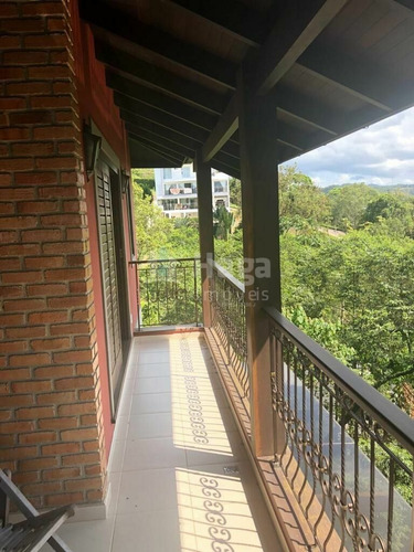 Imagem 5 de 21 de Casa À Venda No Bairro Centro - Brusque/sc - 1828