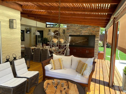 Casas Venta 5 Dormitorios Punta Del Este