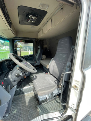 Imagem 9 de 15 de Scania R480 - 6x4 - 2015