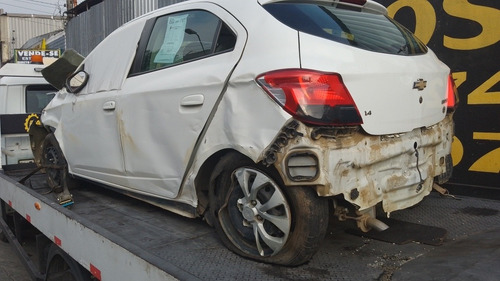 Imagem 3 de 9 de Sucata Onix 2015 1.4 Lt 1.4 8v Flex Lt 1.4 Flex