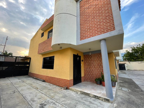 Imagen 2 de 14 de Town House En Venta En San Diego Inf 04244997989