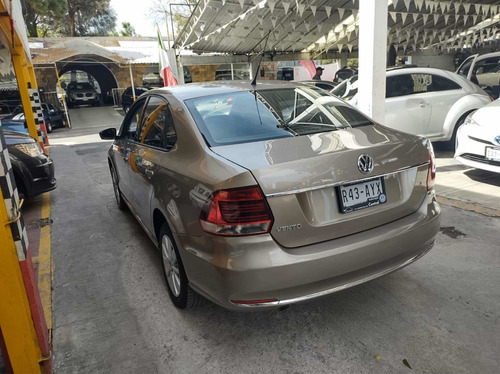 Imagen 4 de 13 de Volkswagen Vento 1.6 Comfortline Std 5 Vel Ac 2019