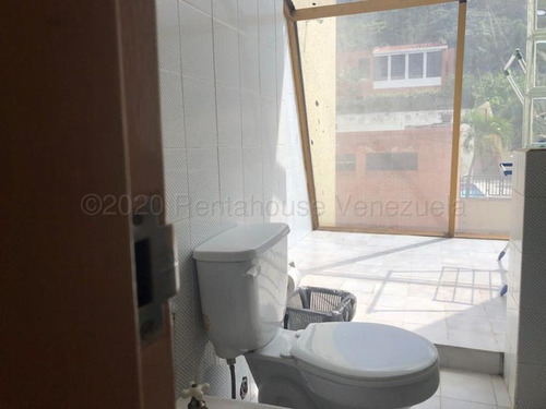 D.a Amplio Townhouse Con Anexo, Condominio Pequeño, Hermosa Piscina, Planta Total 100%, Agua Constante, Urb. Altos De Guataparo, Valencia Carabobo 22-14061
