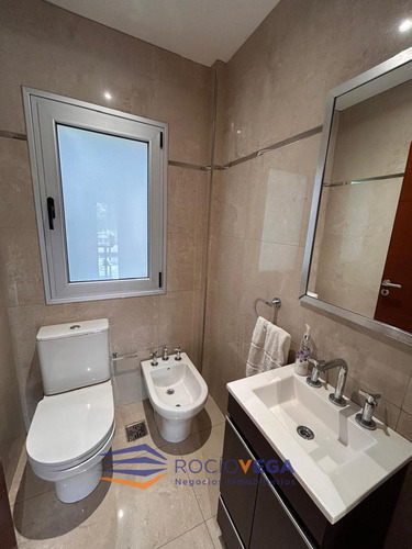 Casa En Venta En Barrio Santa Ana Moreno