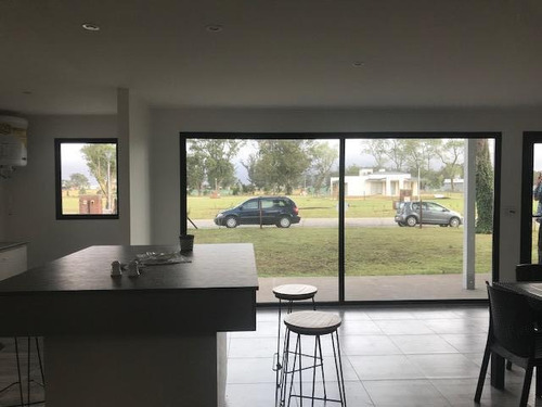 Venta Casa A Estrenar Barrio La Aurelia. Mar Del Plata!