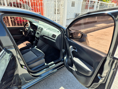 Volkswagen Vento 1.6 Confortline At