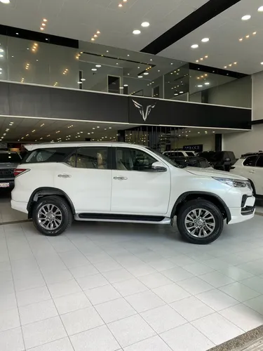 Toyota Fortuner Vx.r 2025