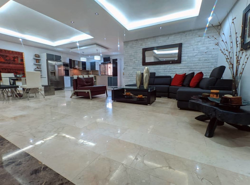 Imagen 8 de 20 de Leal Pérez Vende Casa Tipo Villa De 2niveles Las Chimeneas, Residencias Aragon Totalmente Amoblada Y Equipada