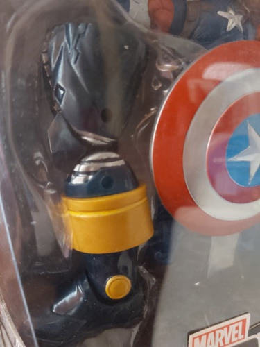 Capitan America Marvel Avengers Age Of Ultron Baf Thanos (Usado)